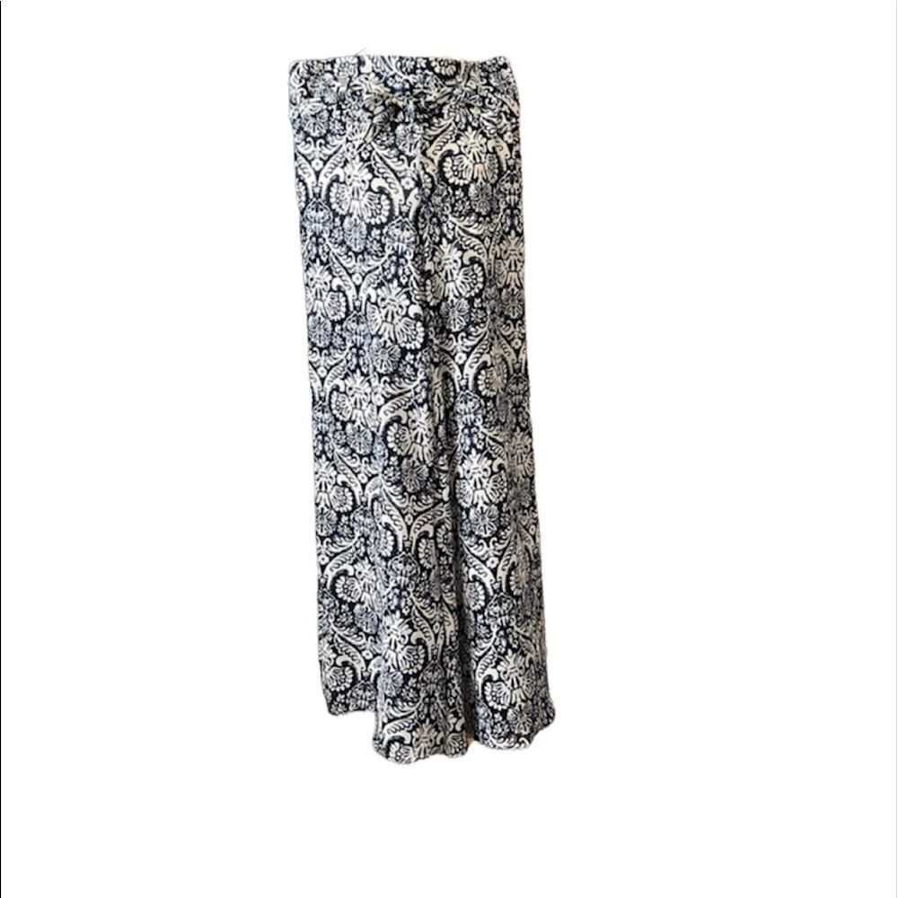 Truth NYC pretty blue and white palazzo pants lined  to upper thigh flowy EUC